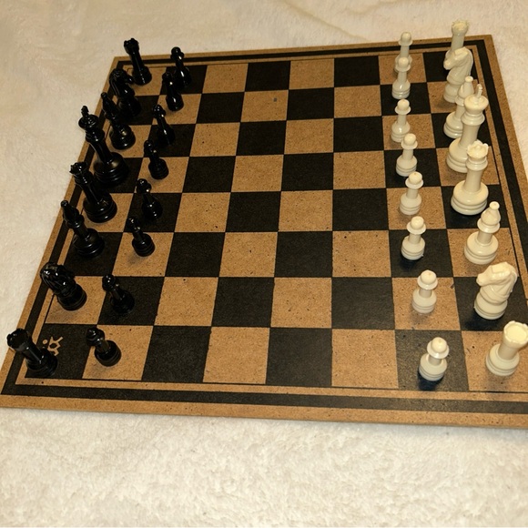 Vintage 1982 Pressman Red Box Chess Complete Set Board Game - Picture 5 of 9